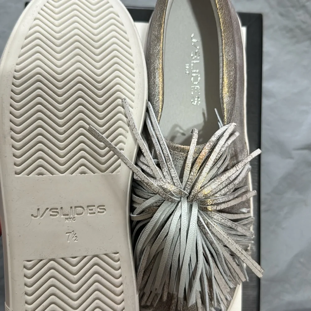 J/Slides Women’s Metallic Tassel Aria Slip-On Suede Sneake Size 7.5 M - Bronze - Picture 6 of 8